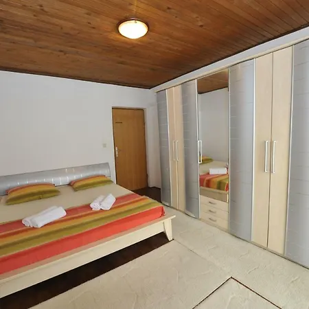 Апартаменти Vlatka *